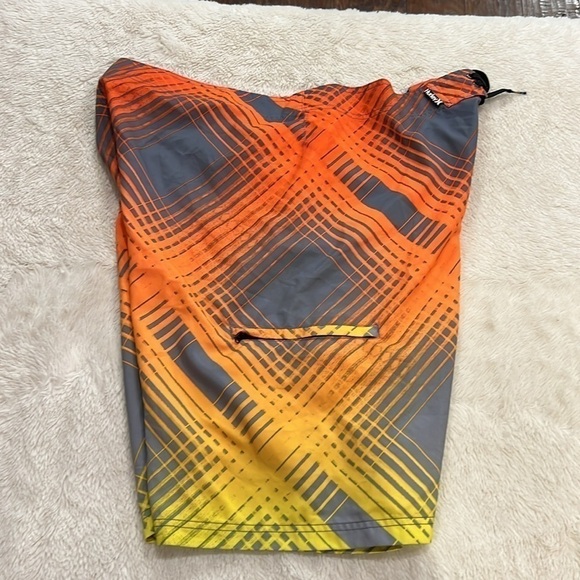 Mens Hurley swim shorts size 40 - Picture 9 of 10